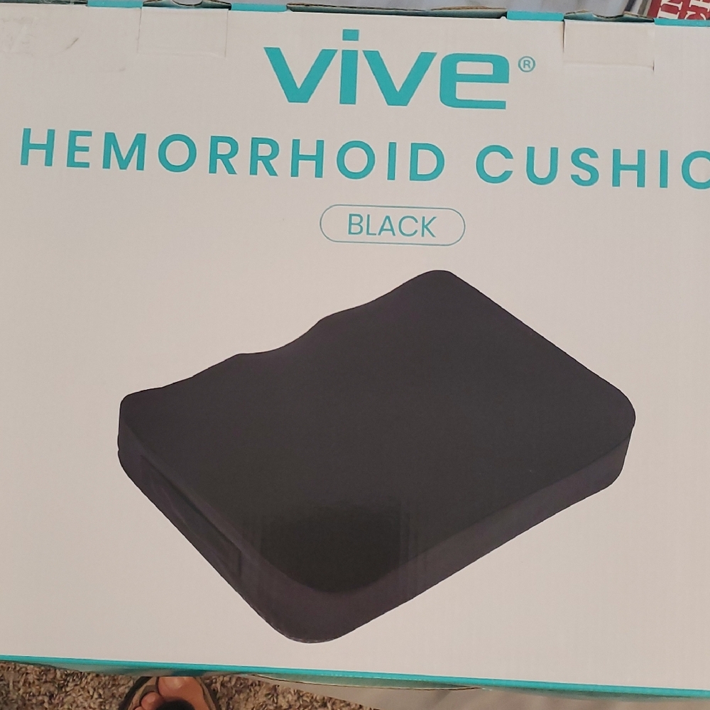 Vive Black Hemorrhoid Cushion